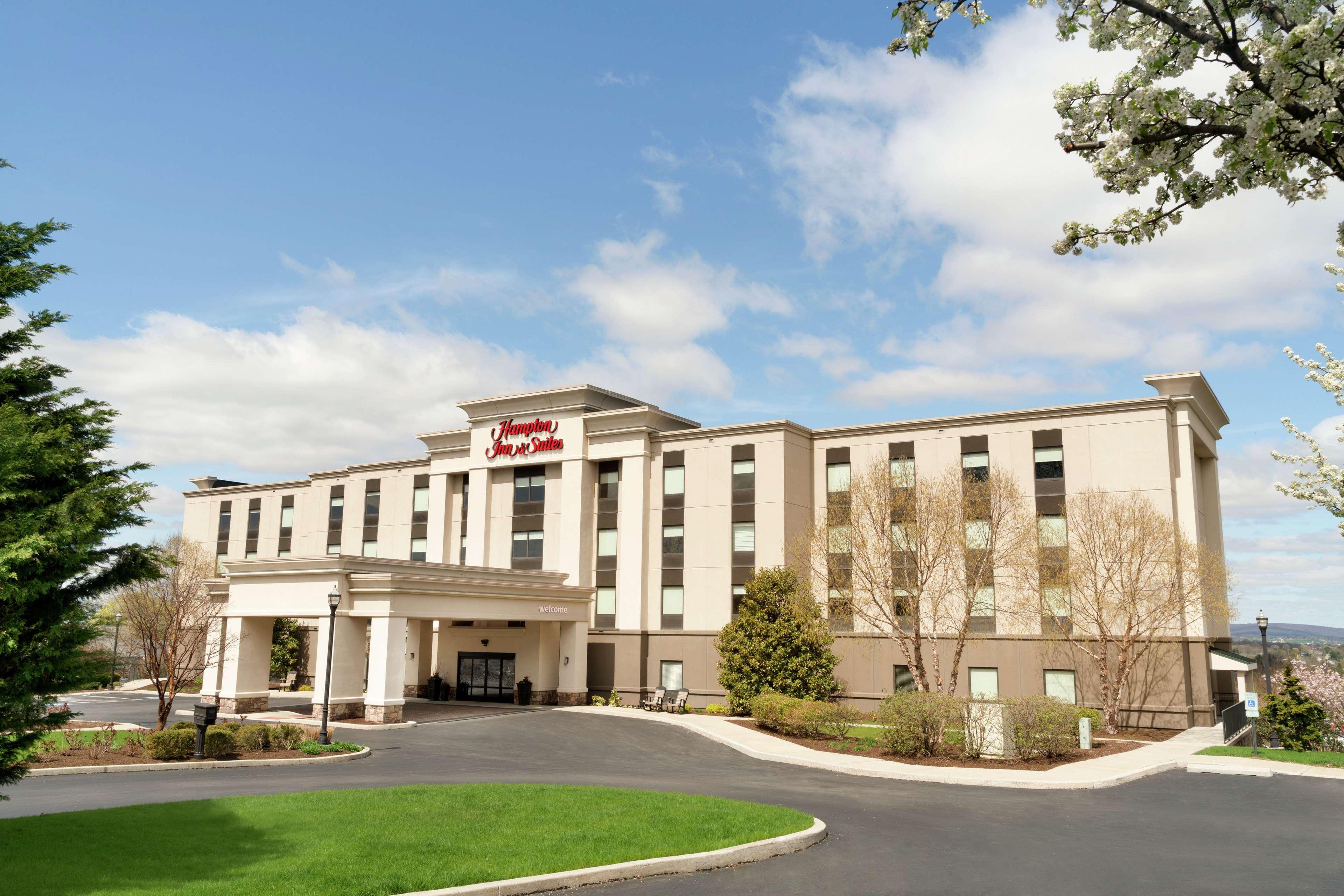 Hampton Inn & Suites Ephrata - Mountain Springs Екстериор снимка