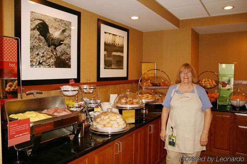 Hampton Inn & Suites Ephrata - Mountain Springs Ресторант снимка